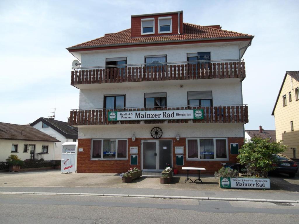 Gasthof Und Pension Mainzer Rad Schwetzingen Værelse billede