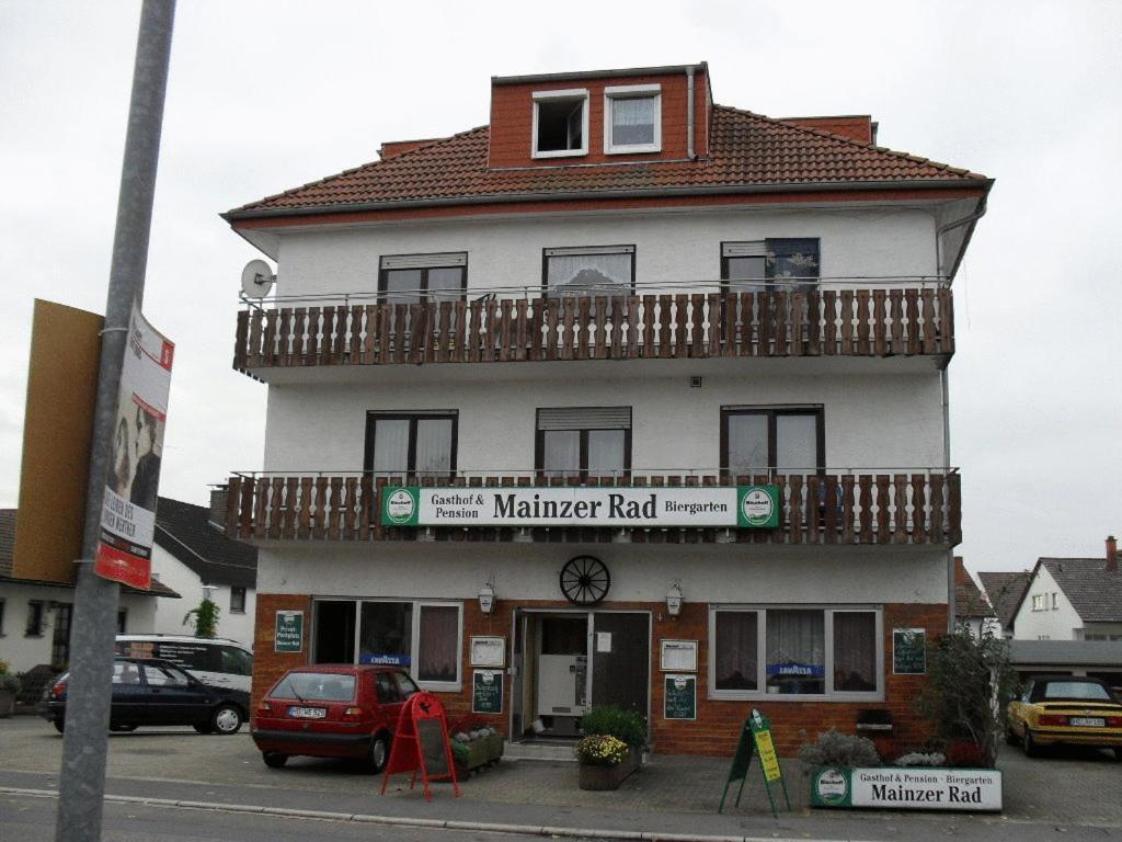 Gasthof Und Pension Mainzer Rad Schwetzingen Eksteriør billede
